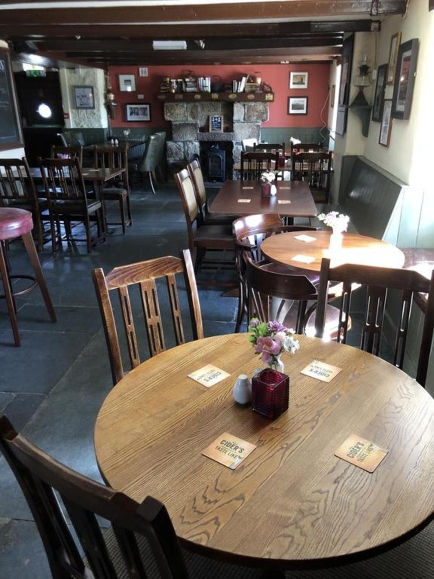 The Engine Inn 펜젠스 외부 사진